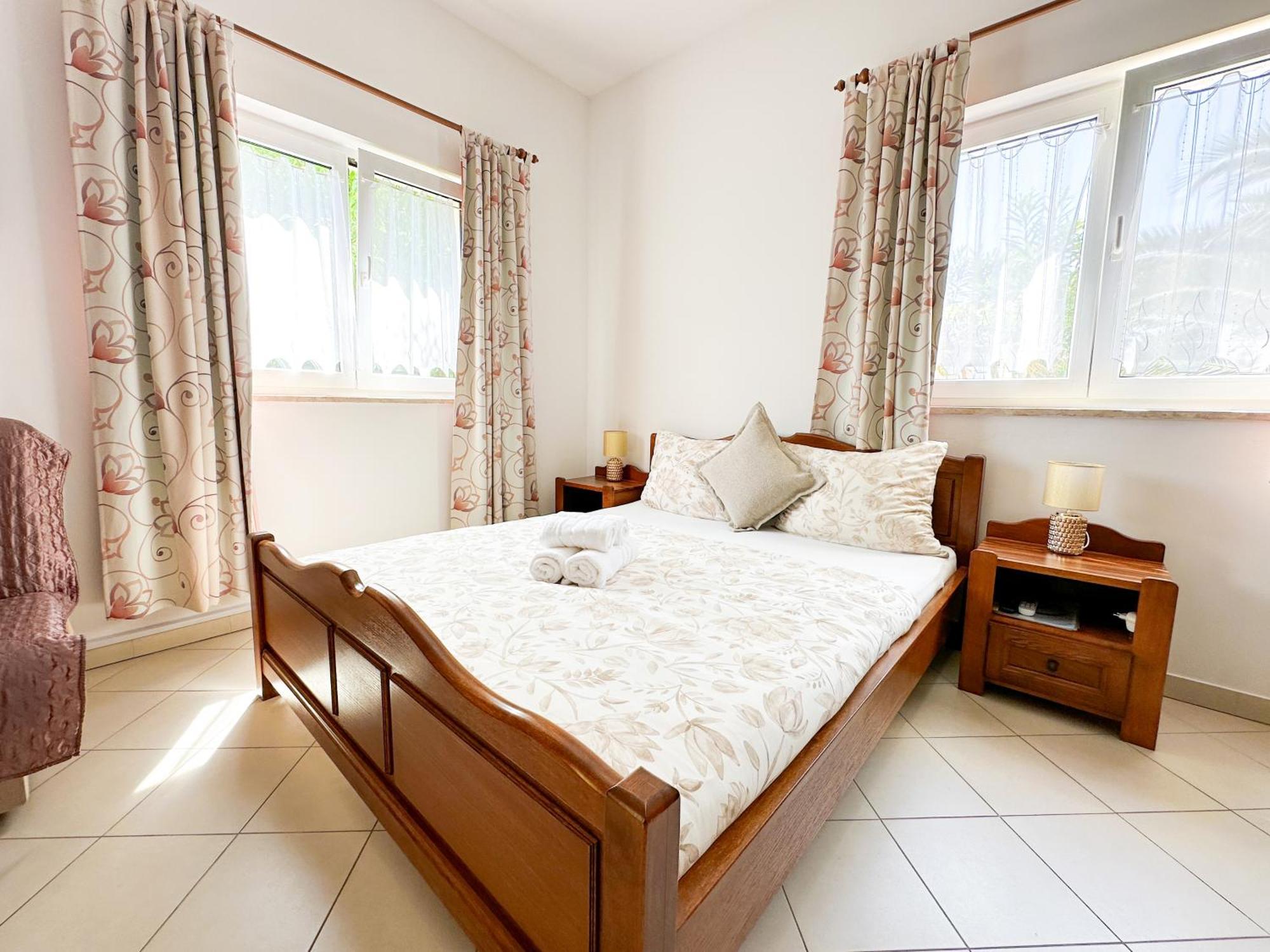Sunside Apartma *